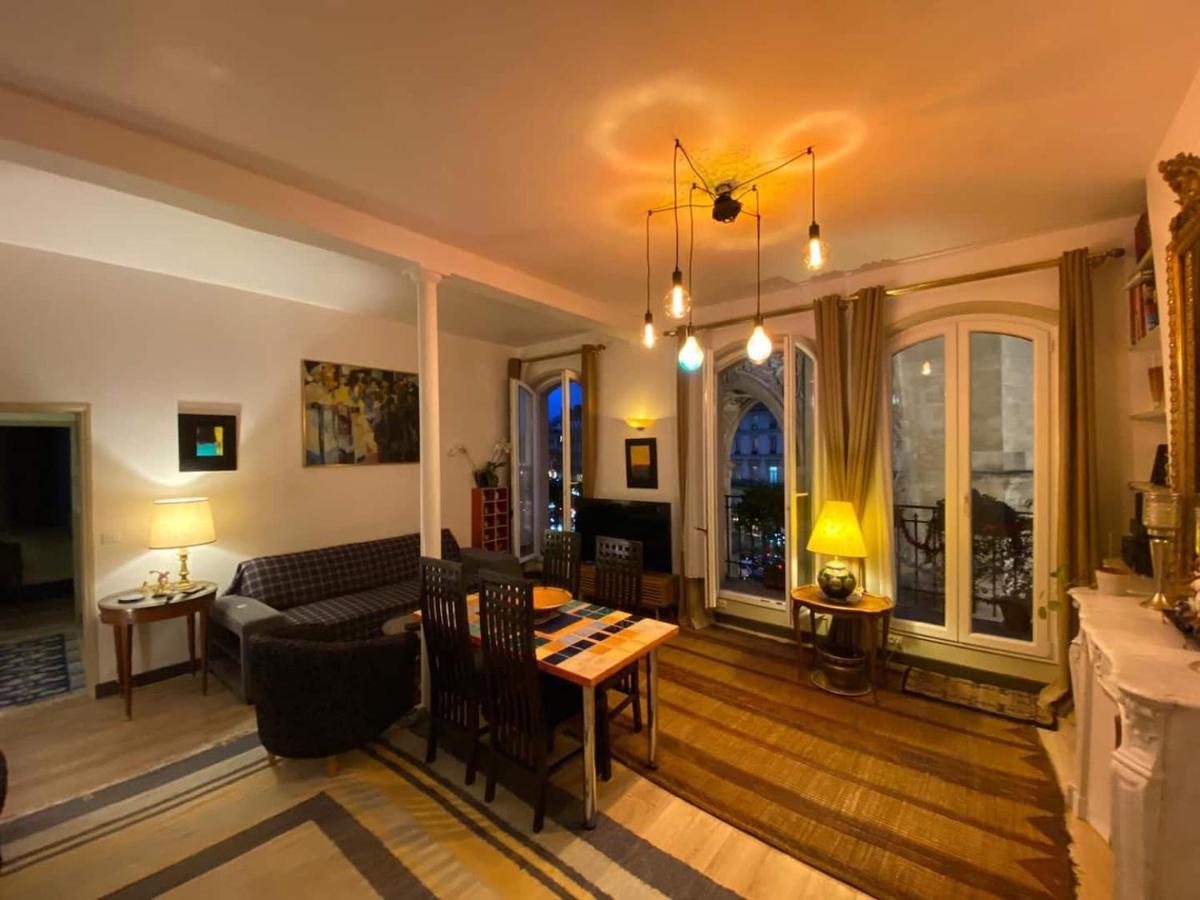 Romantic Apartment In パリ エクステリア 写真